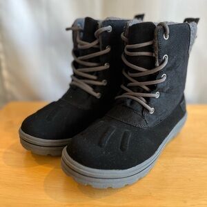 Rugged Outback Black Winter Boots Size 3